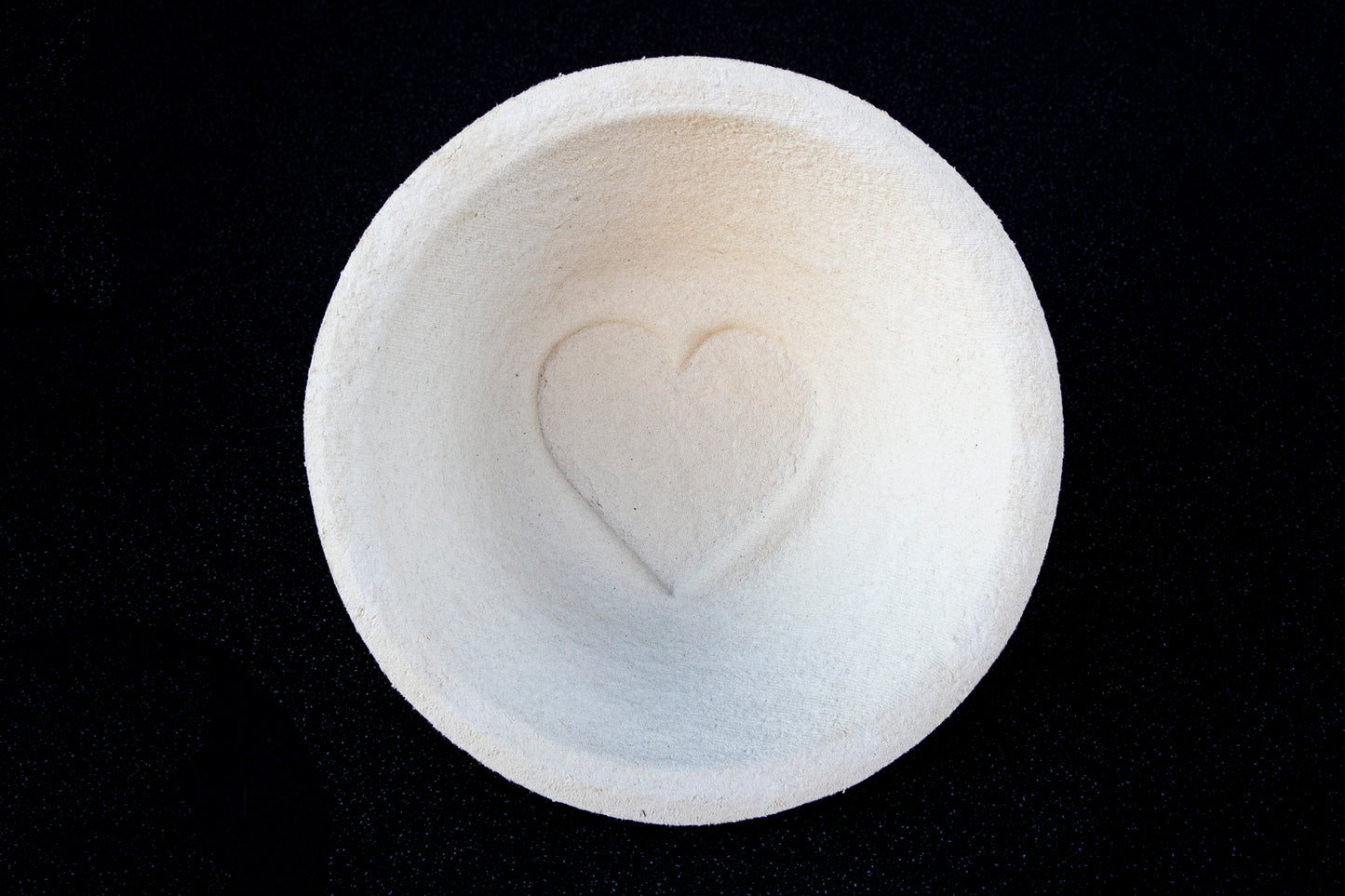 500g - 750g Round Banneton - Heart Pattern